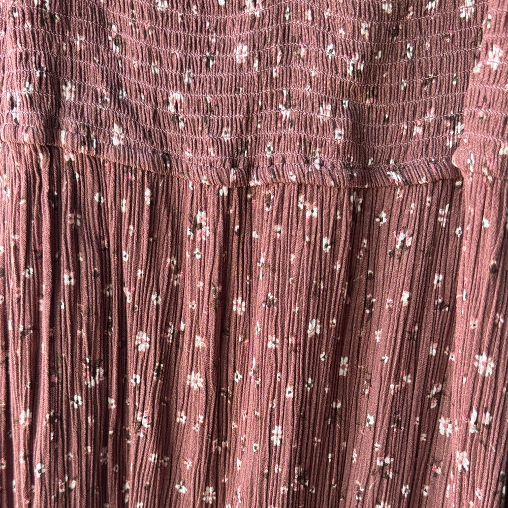 Smocked Puff Sleeve Midi Dress — Burgundy Floral - Picture 8 of 10